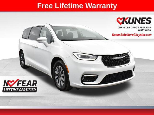 2022 chrysler pacifica hybrid touring l