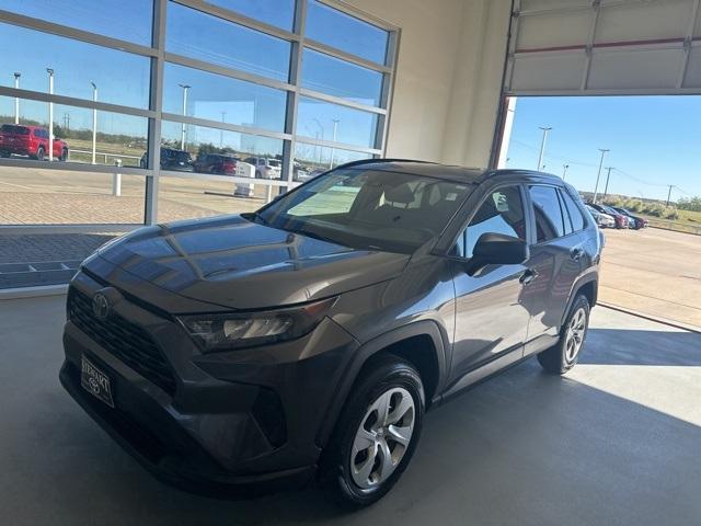2020 toyota rav4 le