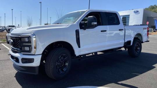 new 2024 ford super duty f-250 xl crew cab 6.75' box 4wd