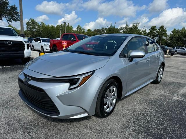 2024 toyota corolla hybrid le