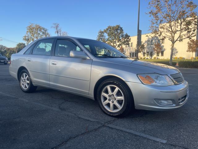 2002 toyota avalon xls
