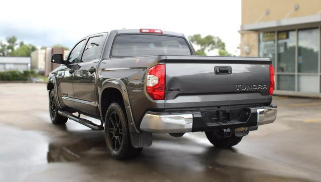 2018 toyota tundra sr5