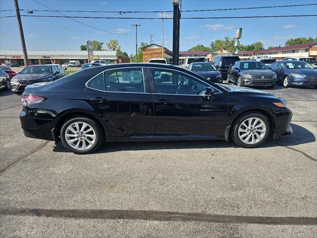2023 toyota camry le