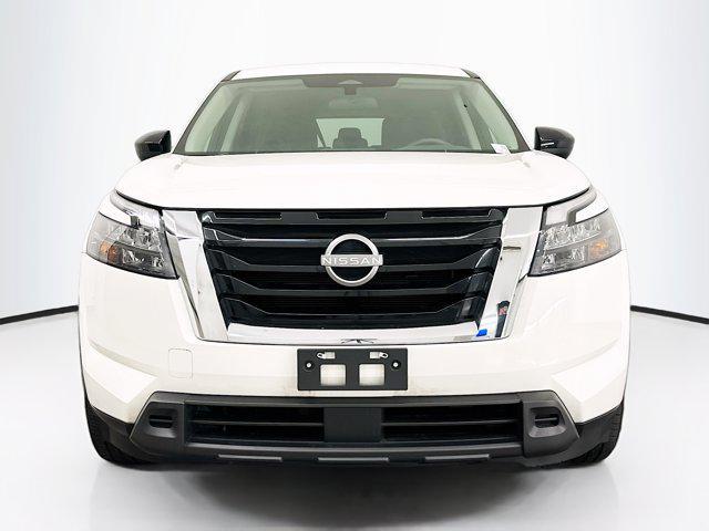 2023 nissan pathfinder s 4wd