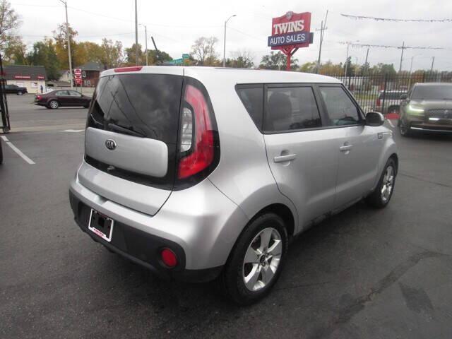 2019 kia soul base