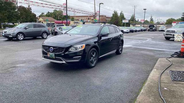 2016 volvo v60 cross country t5