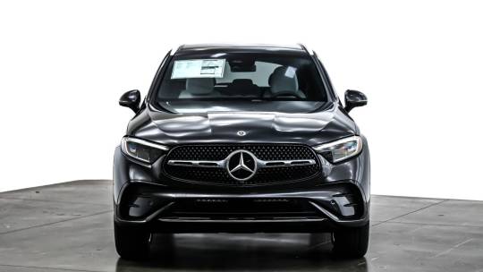 2025 Mercedes-Benz GLC