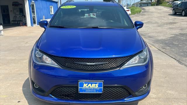 2020 chrysler pacifica touring-l plus