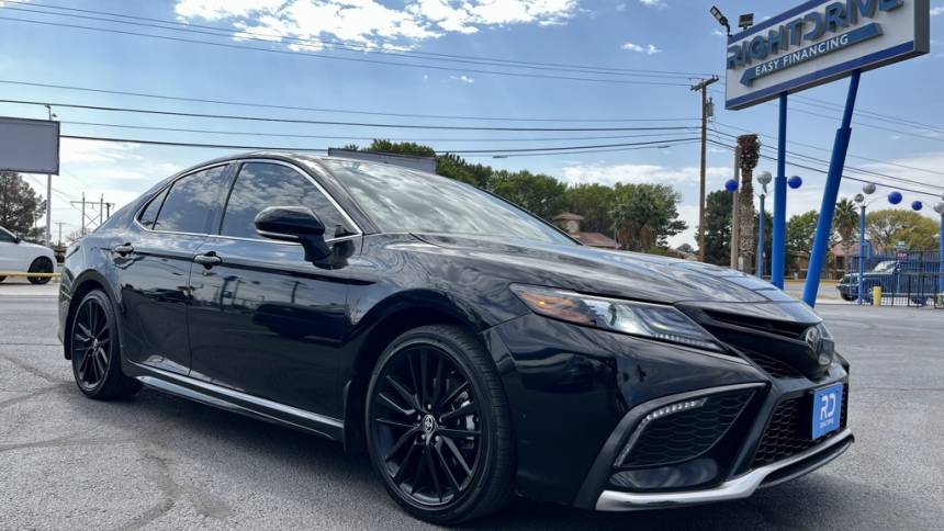 2023 toyota camry xse
