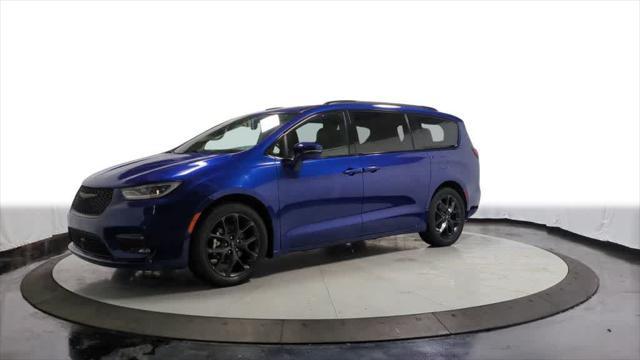 2021 chrysler pacifica touring l