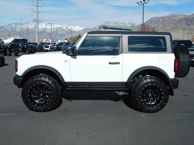 2022 ford bronco base