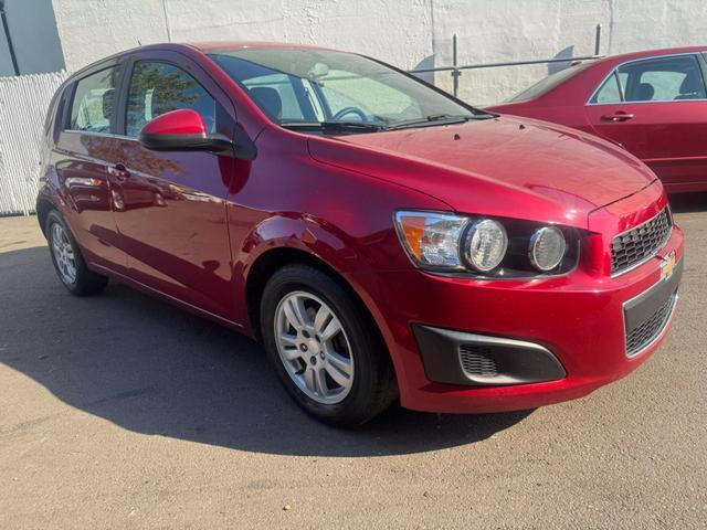2016 chevrolet sonic lt