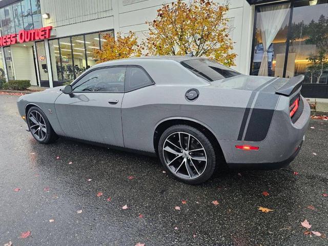 2017 dodge challenger r/t 392