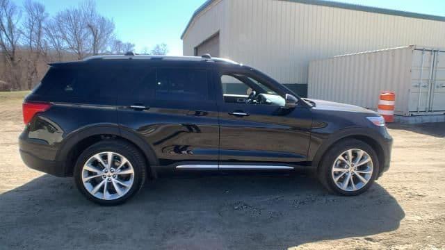 2021 ford explorer platinum in west minster, vermont