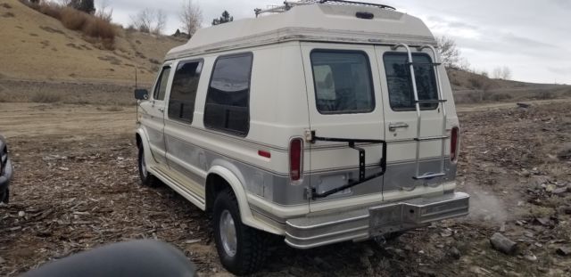 4 x 4 van awd van 4wd van 4x4 van offroad lifted camper off road raised top