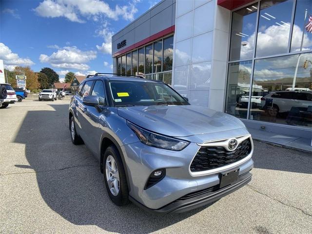 2024 toyota highlander le