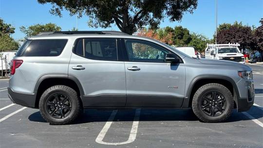 2023 GMC Acadia