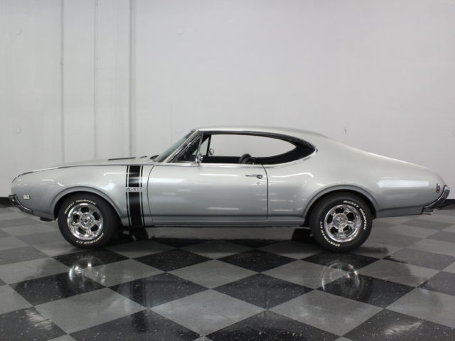 professionally restored 442! very clean! powerful 455 v8, th400, fantastic paint