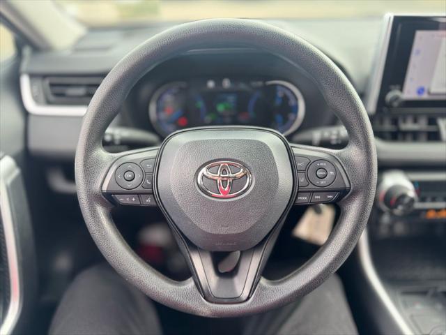 2023 toyota rav4 hybrid le