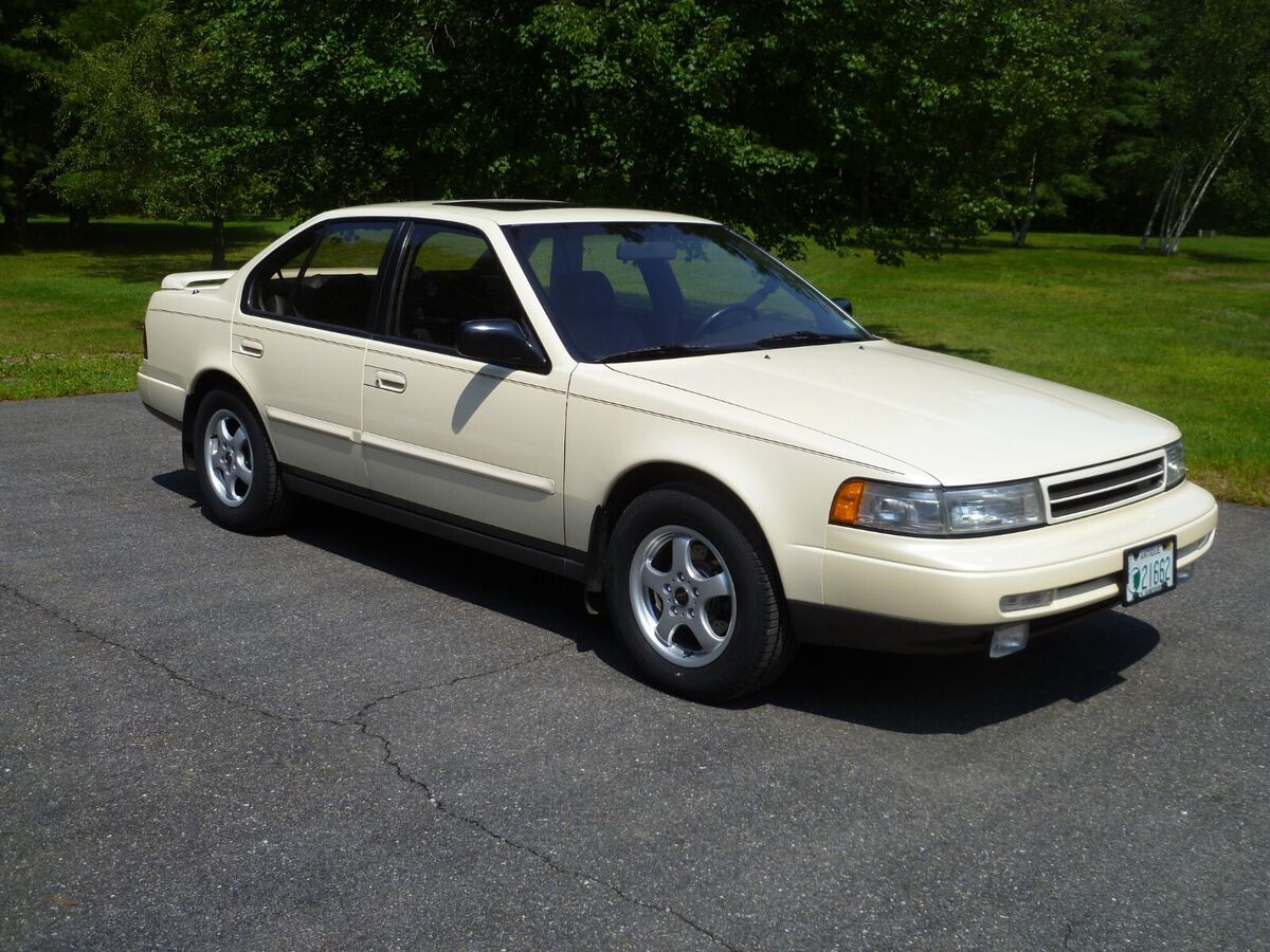 1990 nissan maxim se