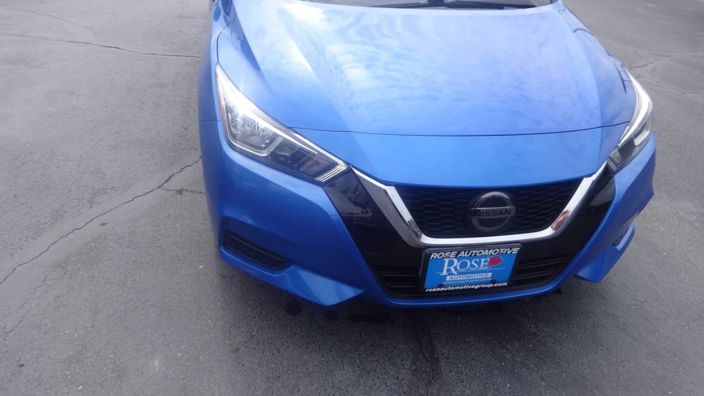 2020 nissan versa sv