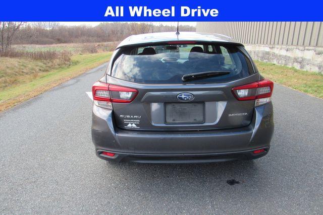 2020 subaru impreza base (m5)