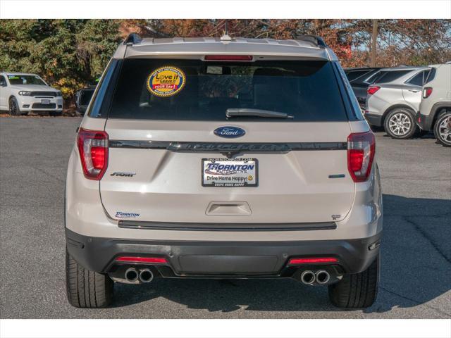 2018 ford explorer sport