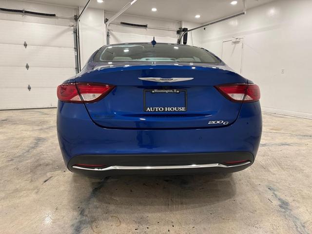 2016 chrysler 200 c