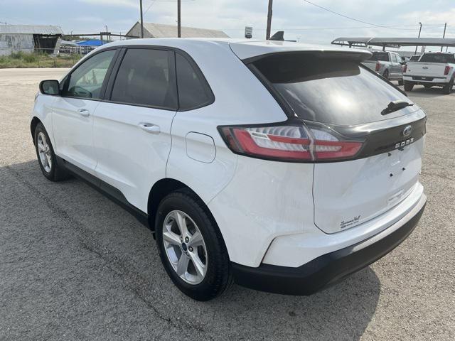 2022 ford edge se