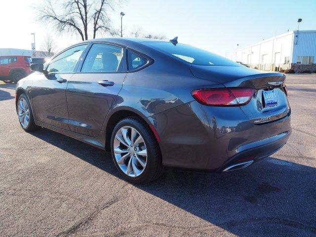 used 2015 chrysler 200 s awd mankato, mn 56001 for sale in mankato, minnesota