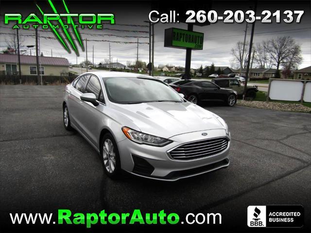 2019 ford fusion se