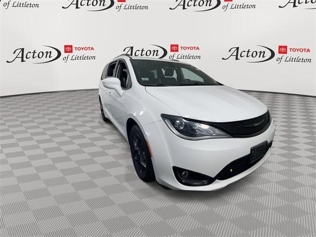 2019 chrysler pacifica touring l