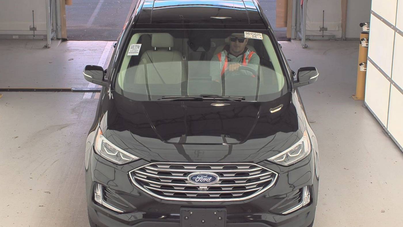 2021 ford edge titanium