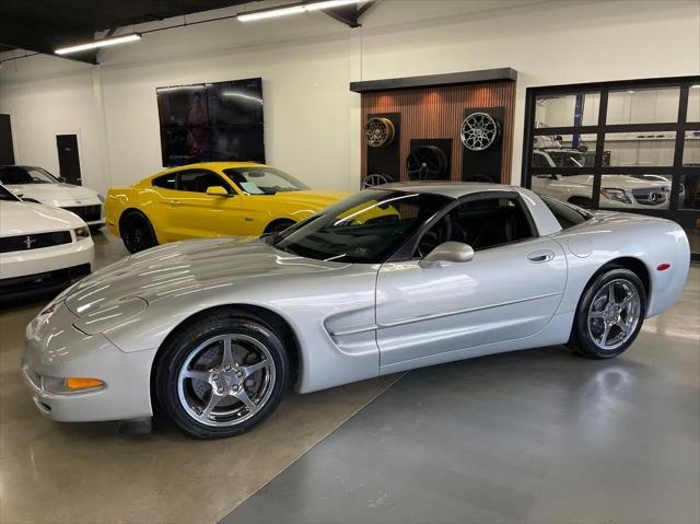 2000 chevrolet corvette base