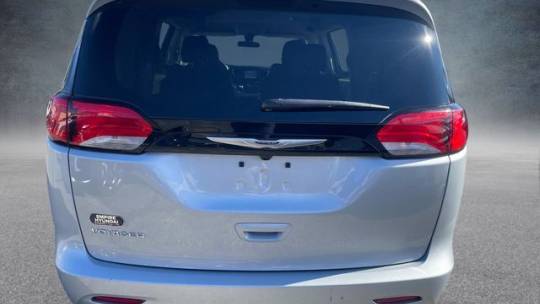 2022 Chrysler Voyager