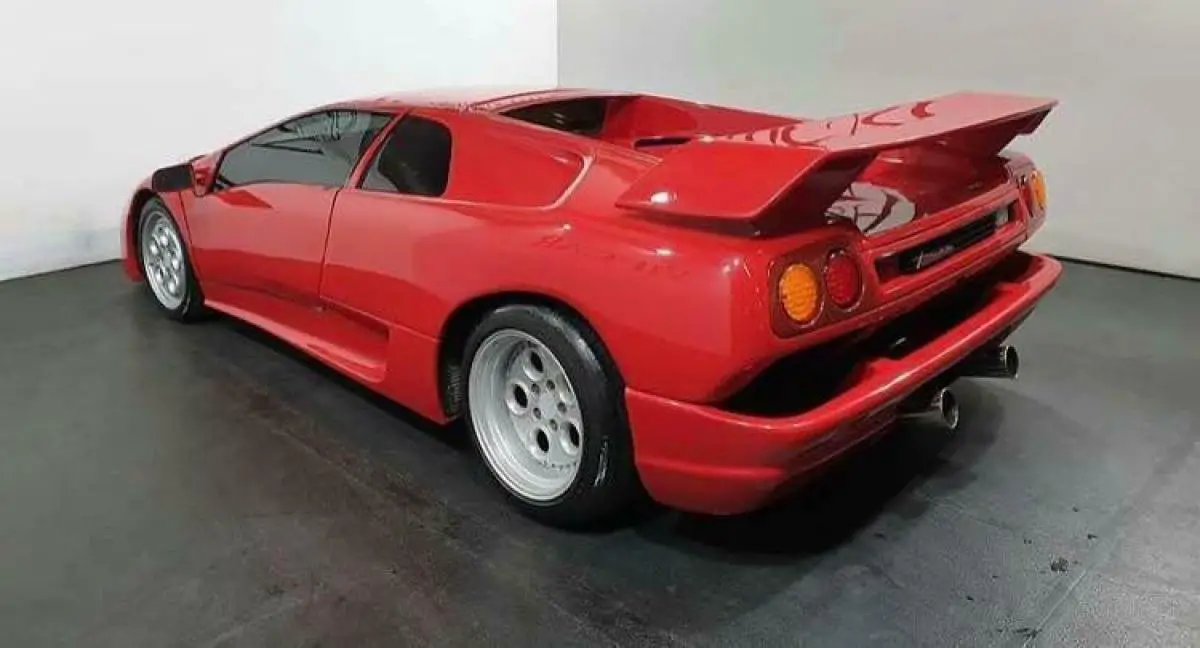 v12