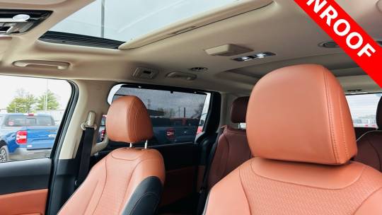 2023 Kia Carnival