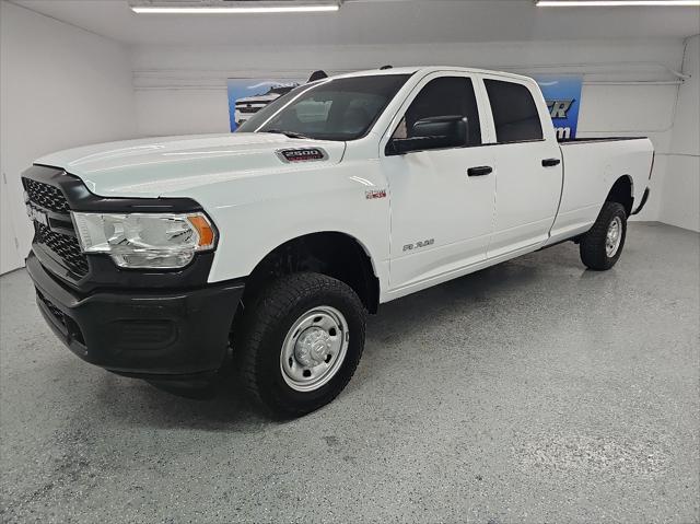 2022 ram 2500 tradesman crew cab 4x4 8' box