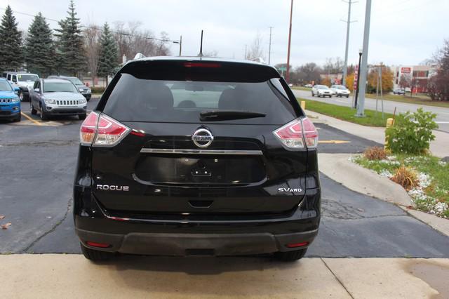 2016 nissan rogue sv