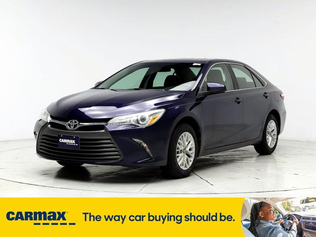 2016 toyota camry le