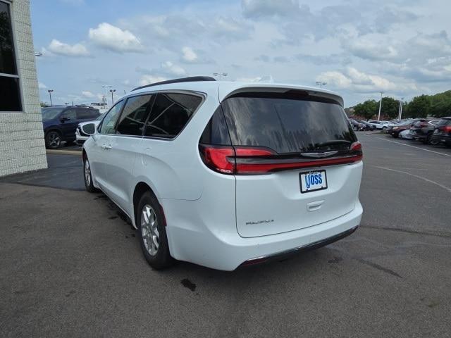 2022 chrysler pacifica touring l