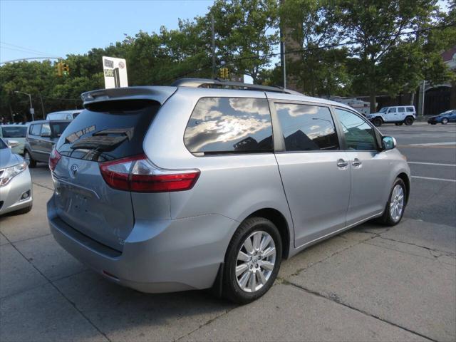 2017 toyota sienna xle