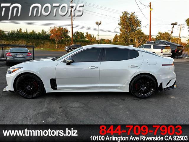 2021 kia stinger gt-line