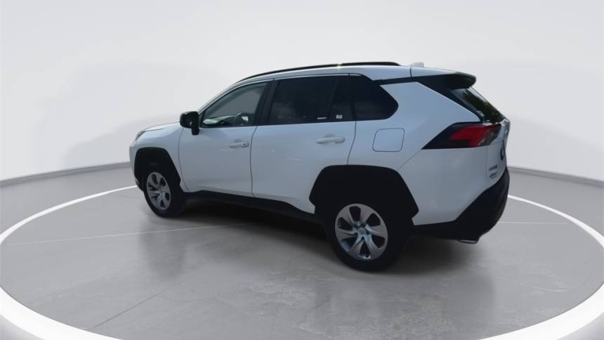 2021 toyota rav4 le