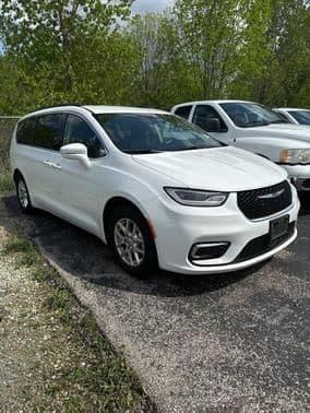 2022 chrysler pacifica touring l in bunker hill, indiana