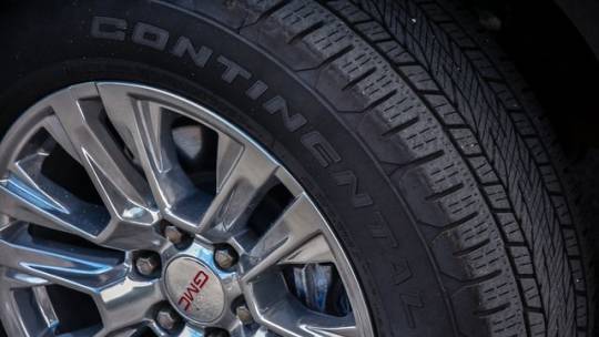 2023 GMC Yukon