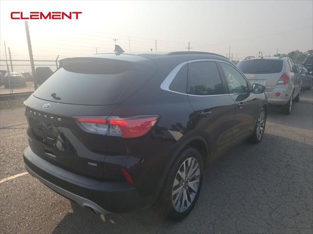2021 ford escape titanium