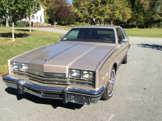1984 oldsmobile toronado caliente