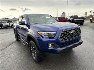 2022 Toyota Tacoma sr v6