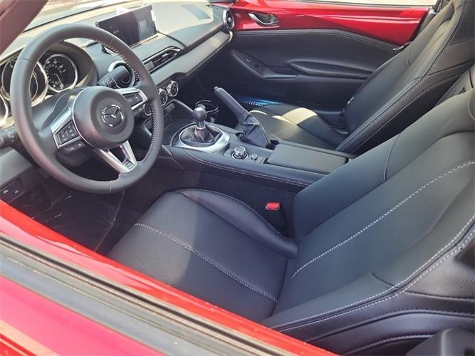 new 2024 mazda mx-5 miata grand touring